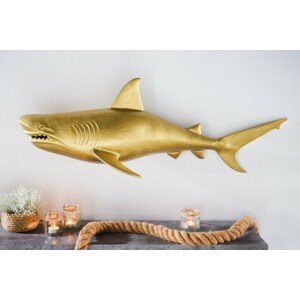 Estila Designová kovová nástěnná dekorace žralok Perry ve zlaté barvě 105cm